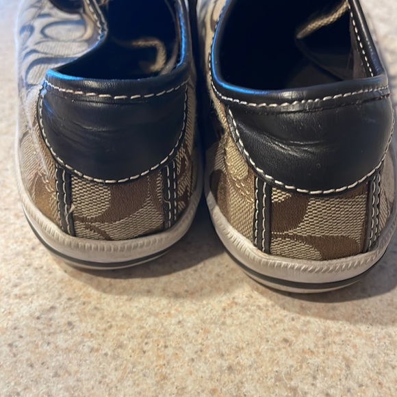 Coach sneakers size 5.5 - Picture 5 of 7